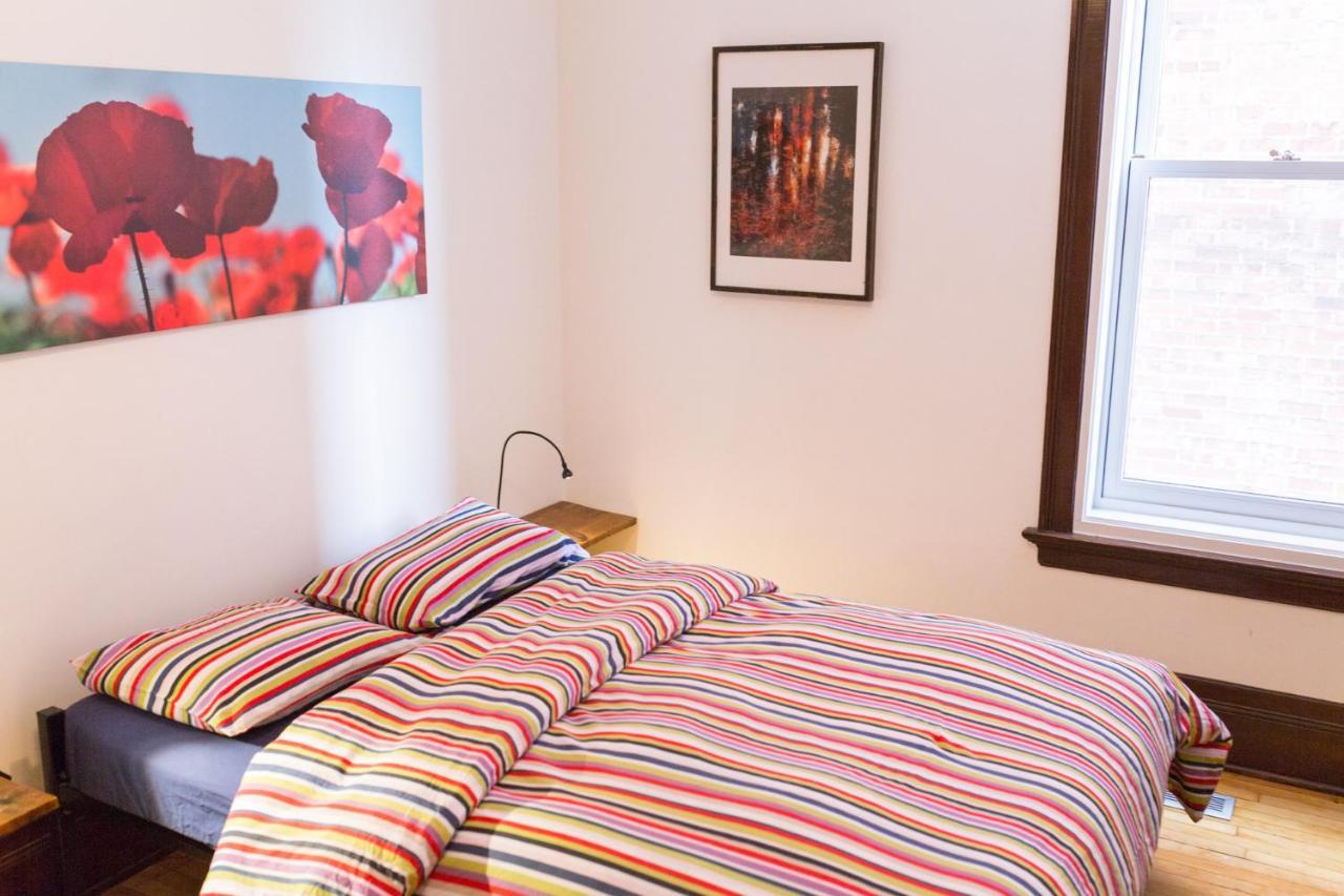 Le 9 Et Demi Bed & Breakfast มอนทรีอัล ภายนอก รูปภาพ