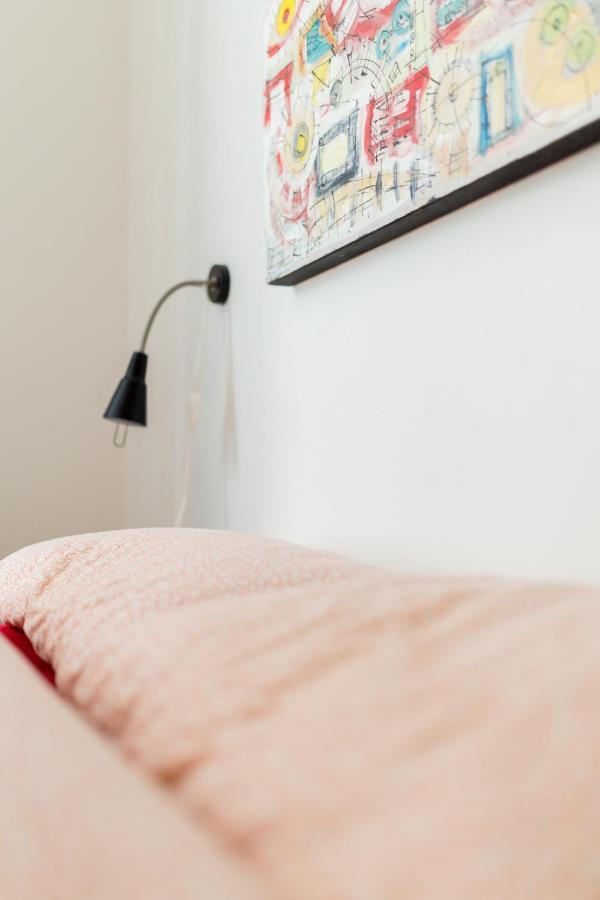 Le 9 Et Demi Bed & Breakfast มอนทรีอัล ภายนอก รูปภาพ