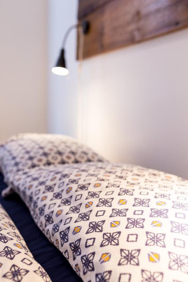 Le 9 Et Demi Bed & Breakfast มอนทรีอัล ภายนอก รูปภาพ